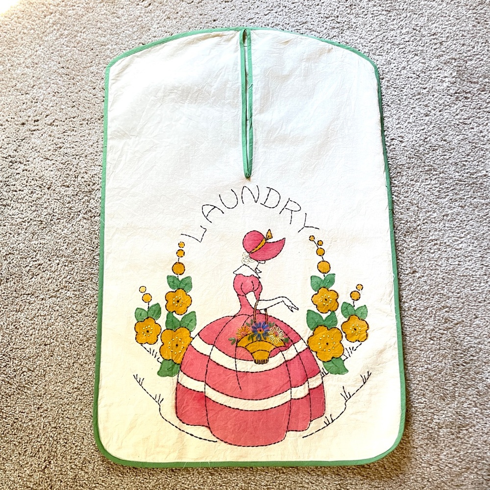 Vintage Mid Century Hanging Laundry Bag Appliquéd Embroidered